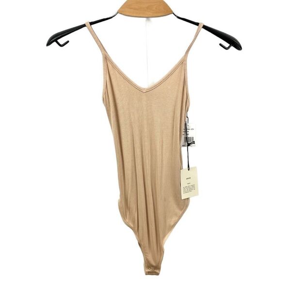 NEW Agolde Nude V Neck Spaghetti Strap Bamboo Bodysuit Size XS - Picture 4 of 7
